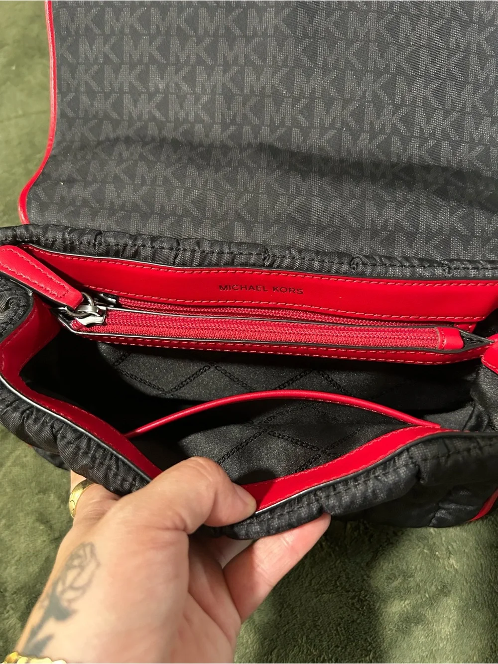 Michael Kors flap black